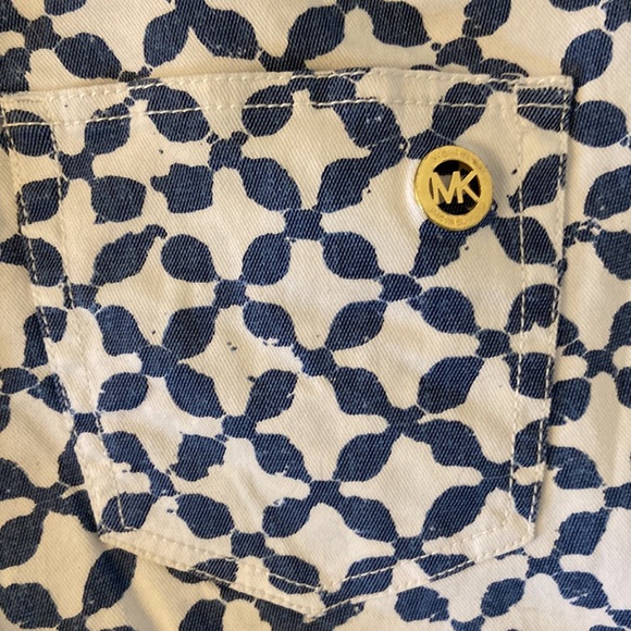 Michael Kors Navy and White Skinny Jeans. Size 8. - Picture 5 of 6